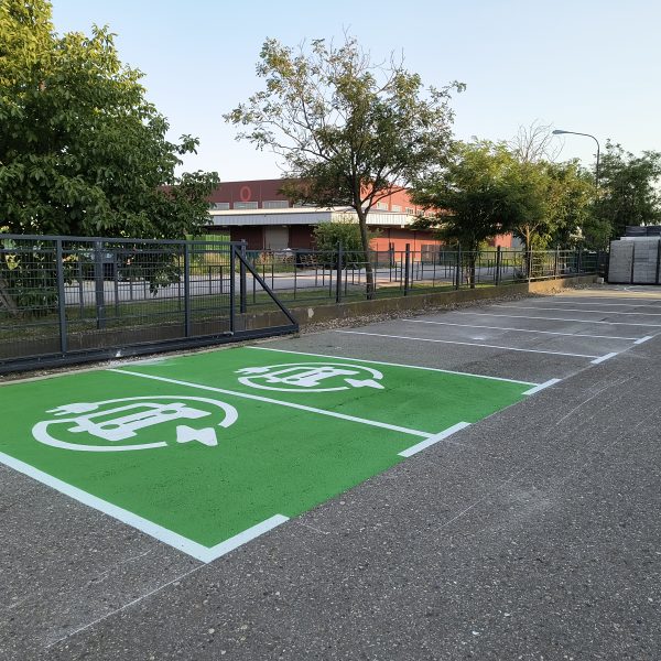 Obeležavanje parking mesta