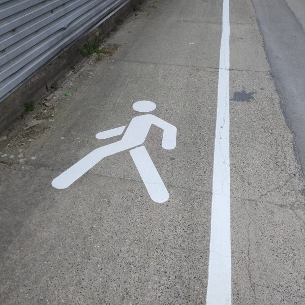Horizontalna signalizacija u krugu firme