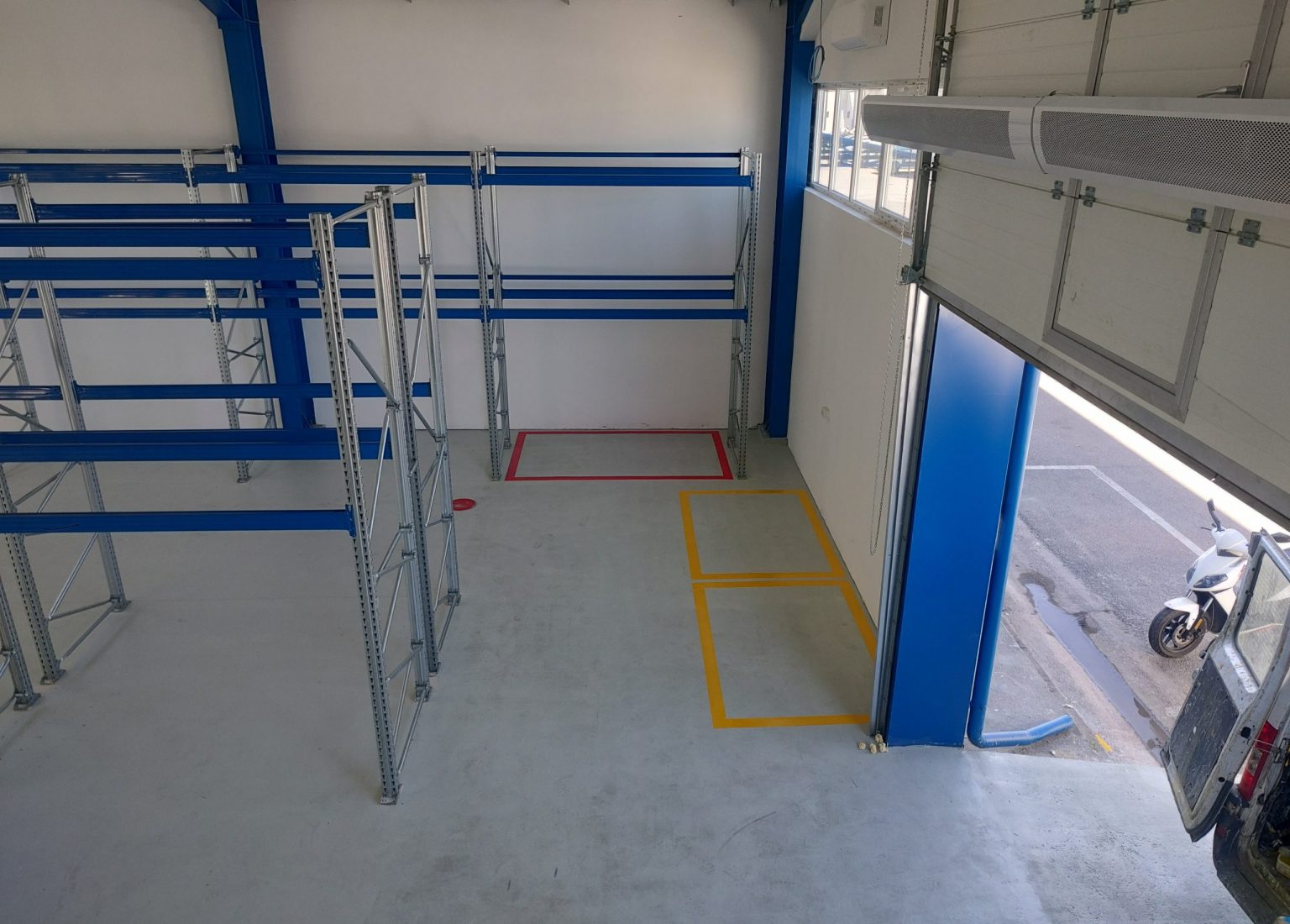 Obeležavanje paletnih mesta i karantina u magacinu
